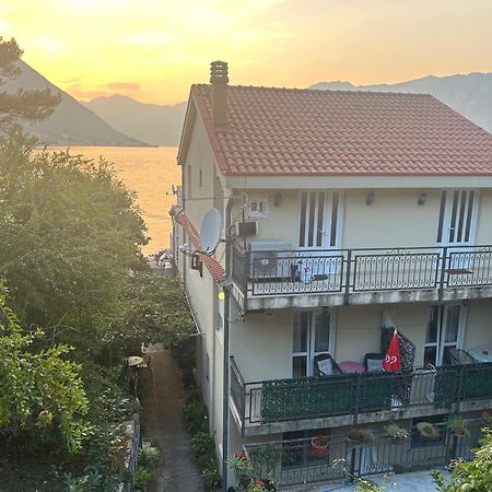 Studio On The Coast, With A View Of The Sunrise,Free We-Fi Kotor Eksteriør bilde